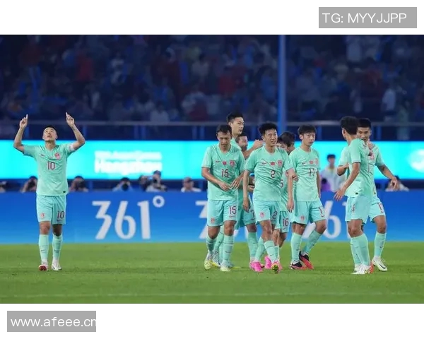 杭州足球队逆袭之路：从默默无闻到辉煌成就的真实记录